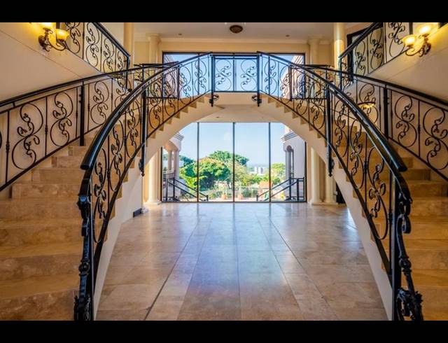 5 BEDROOM HOUSE FOR SALE IN UMHLANGA RIDGE